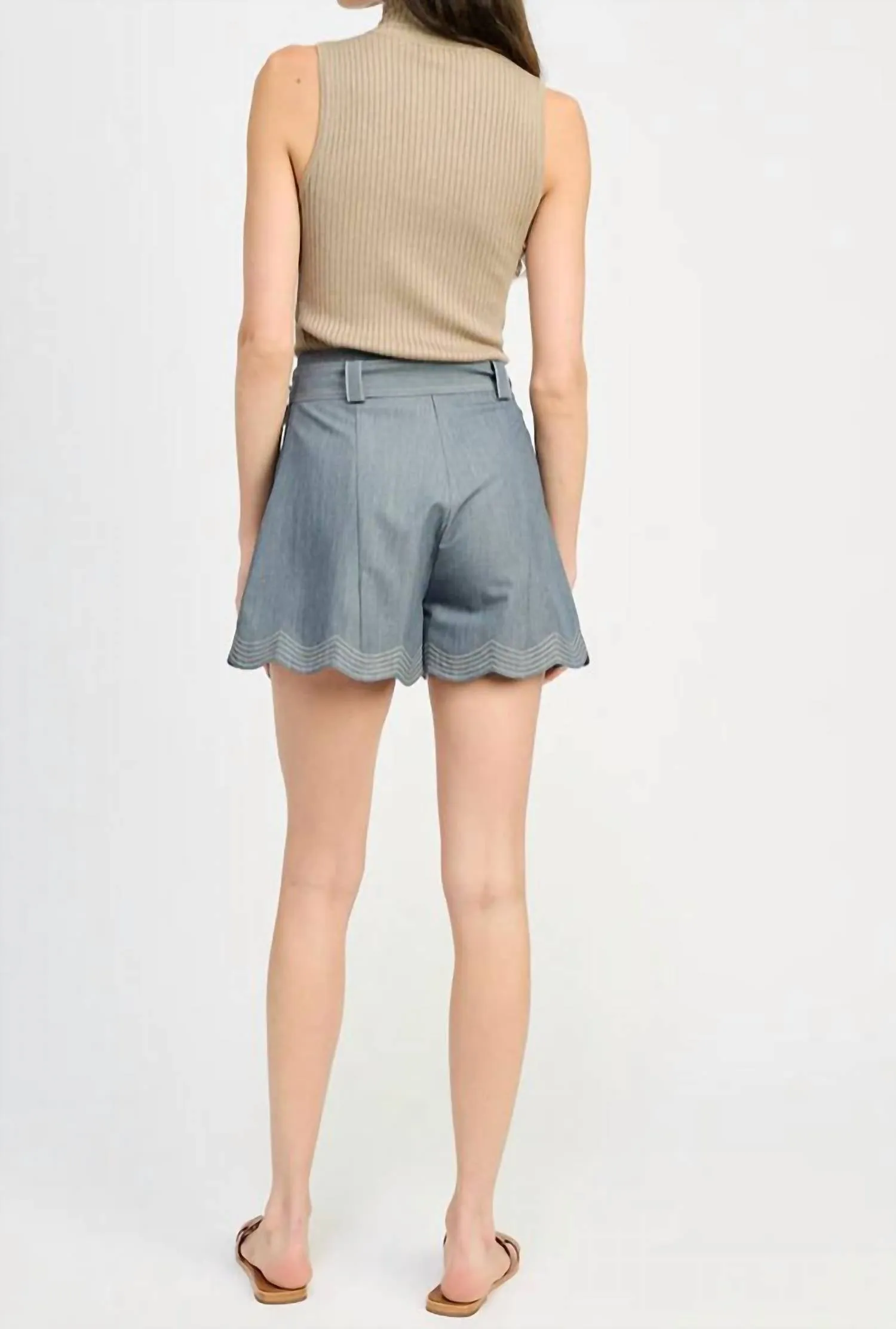 Angeline Scallop Hem Shorts In Chambray