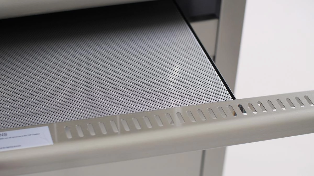 Blaze Grills BLZ3PRODPFG Blaze Drip Tray Flame Guard