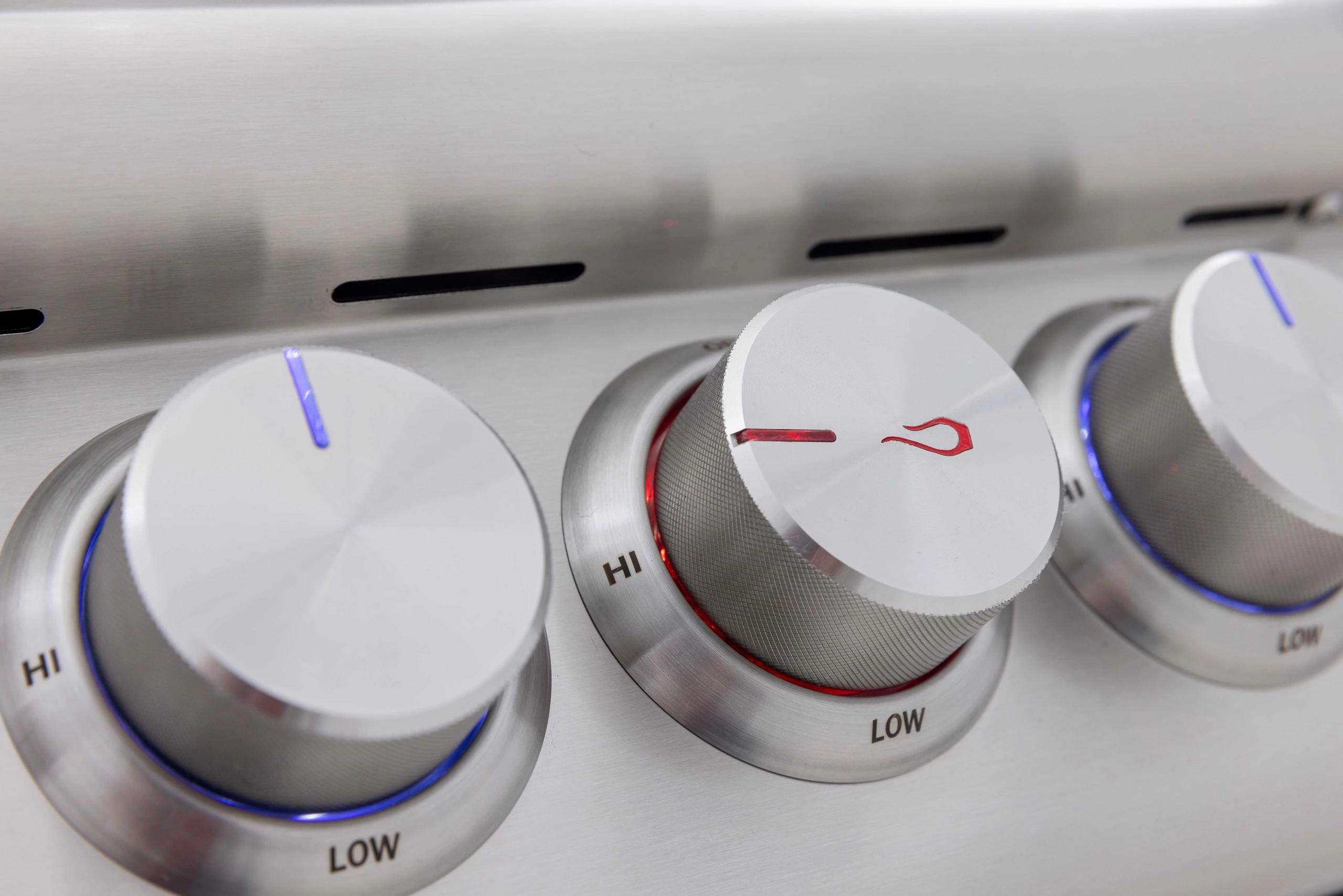 Blaze Grills BLZ4LTE3MGNG Blaze 4-Burner Marine Grade Premium Lte , With Fuel Type - Natural Gas