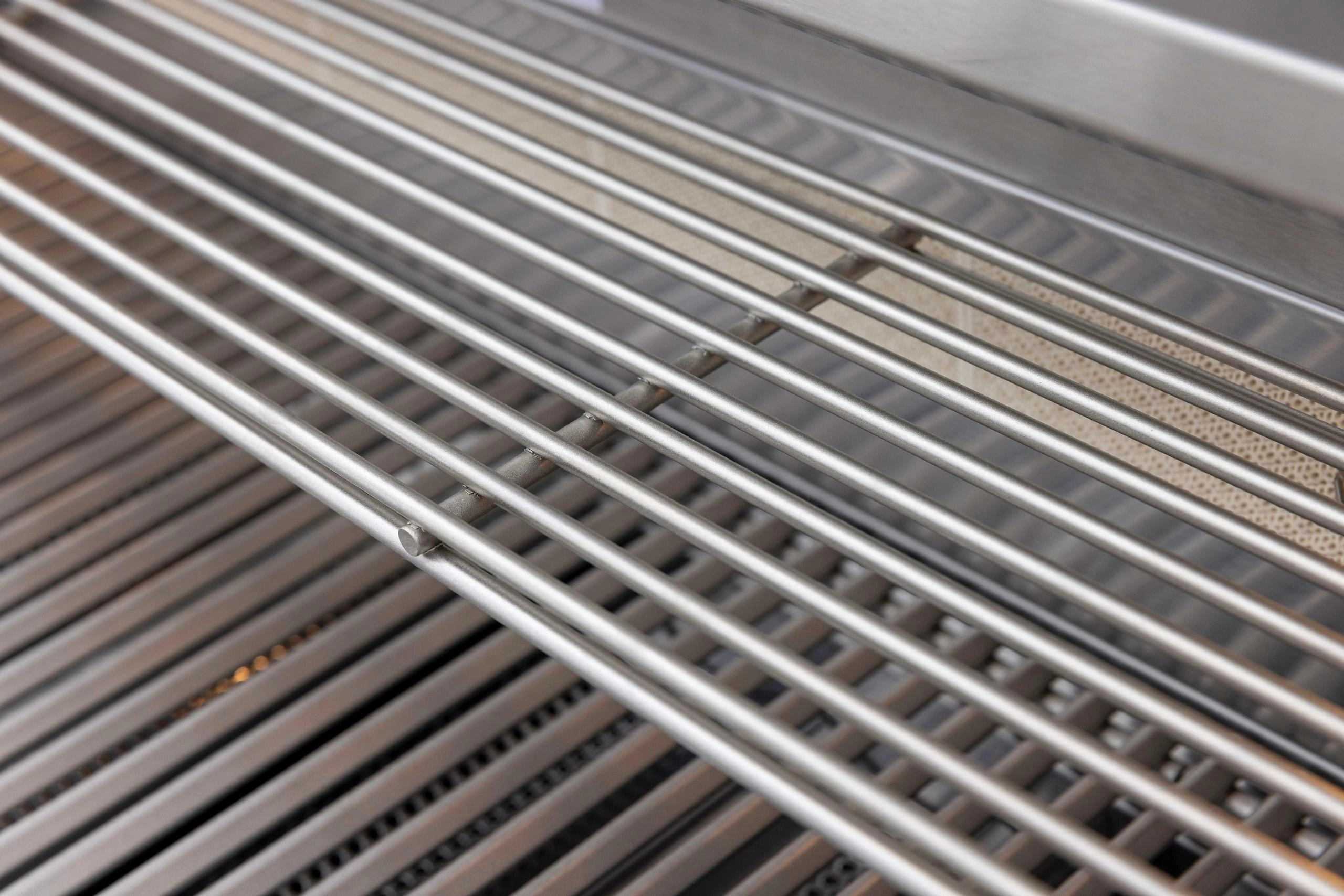 Blaze Grills BLZ4LTE3MGNG Blaze 4-Burner Marine Grade Premium Lte , With Fuel Type - Natural Gas
