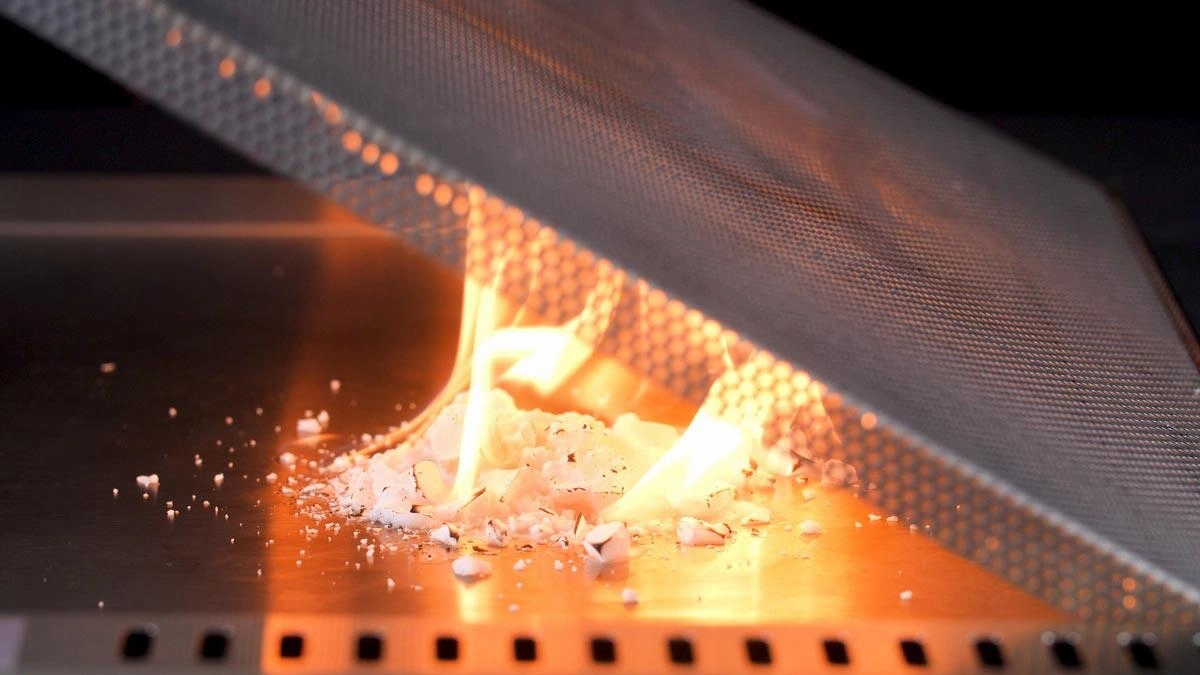 Blaze Grills BLZ4PRODPFG Blaze Drip Tray Flame Guard