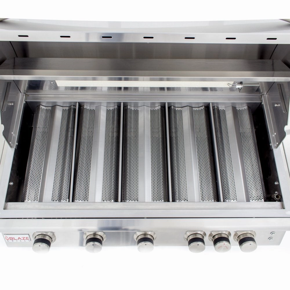 Blaze Grills BLZ5LTE2LP Blaze 40 Inch 5-Burner Lte Gas Grill With Rear Burner And Built-In Lighting System, With Fuel Type - Propane