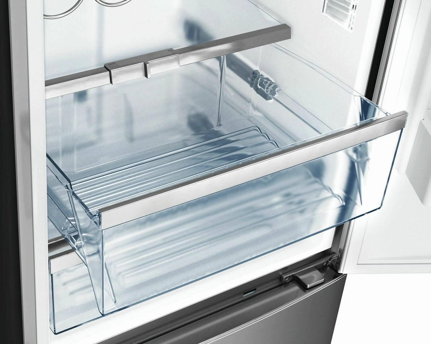 Bosch B11CB50SSS 500 Series, 24" Refrigeration 11 Cu Ft