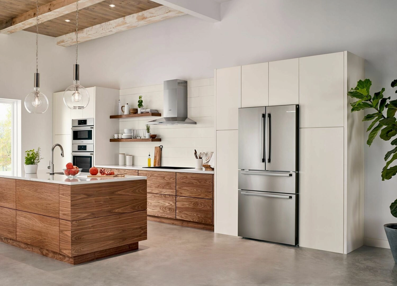 Bosch B36CL80SNS 800 Series French Door Bottom Mount Refrigerator 36'' Easy Clean Stainless Steel B36Cl80Sns