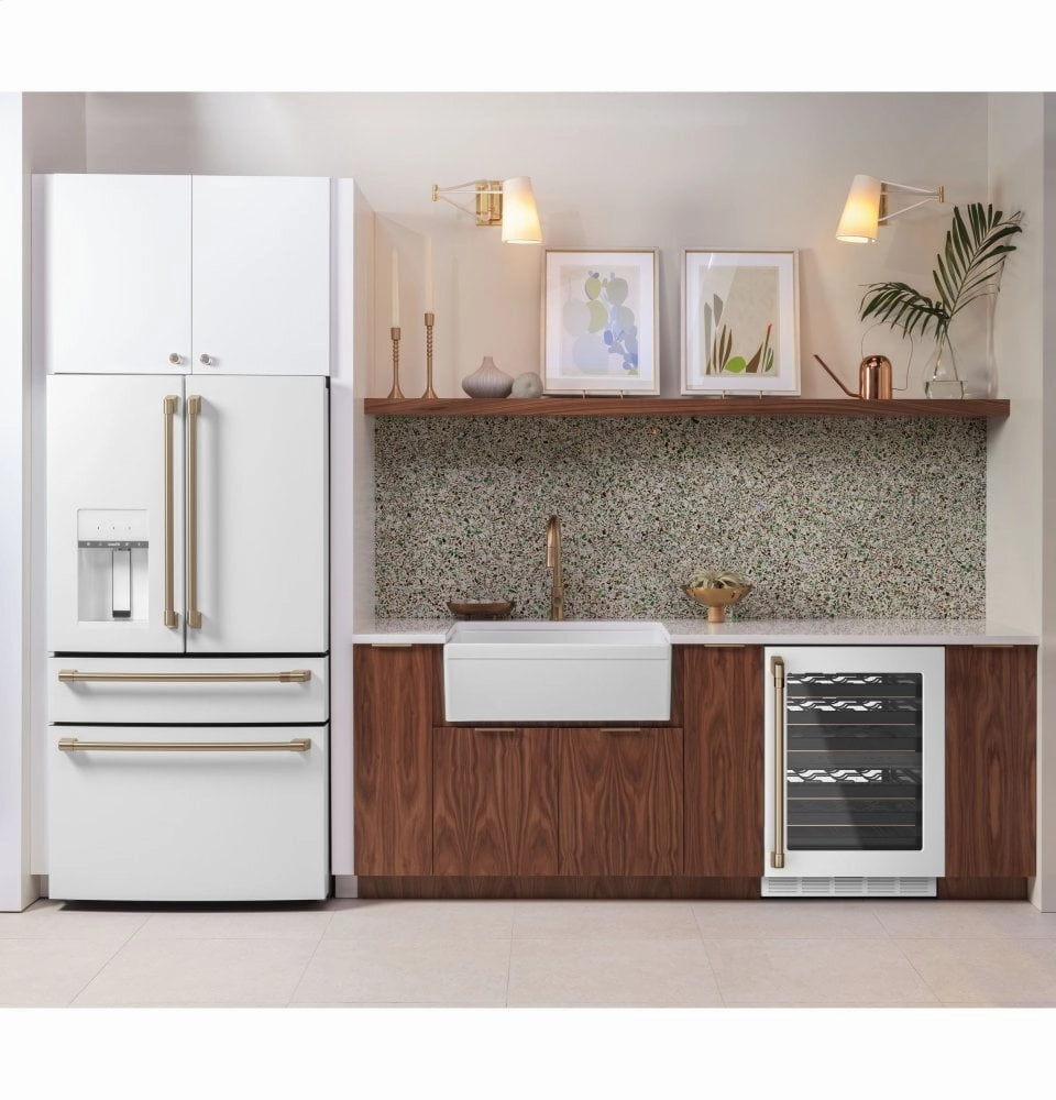 Cafe CVE28DP4NW2 Caf Energy Star? 27.8 Cu. Ft. Smart 4-Door French-Door Refrigerator