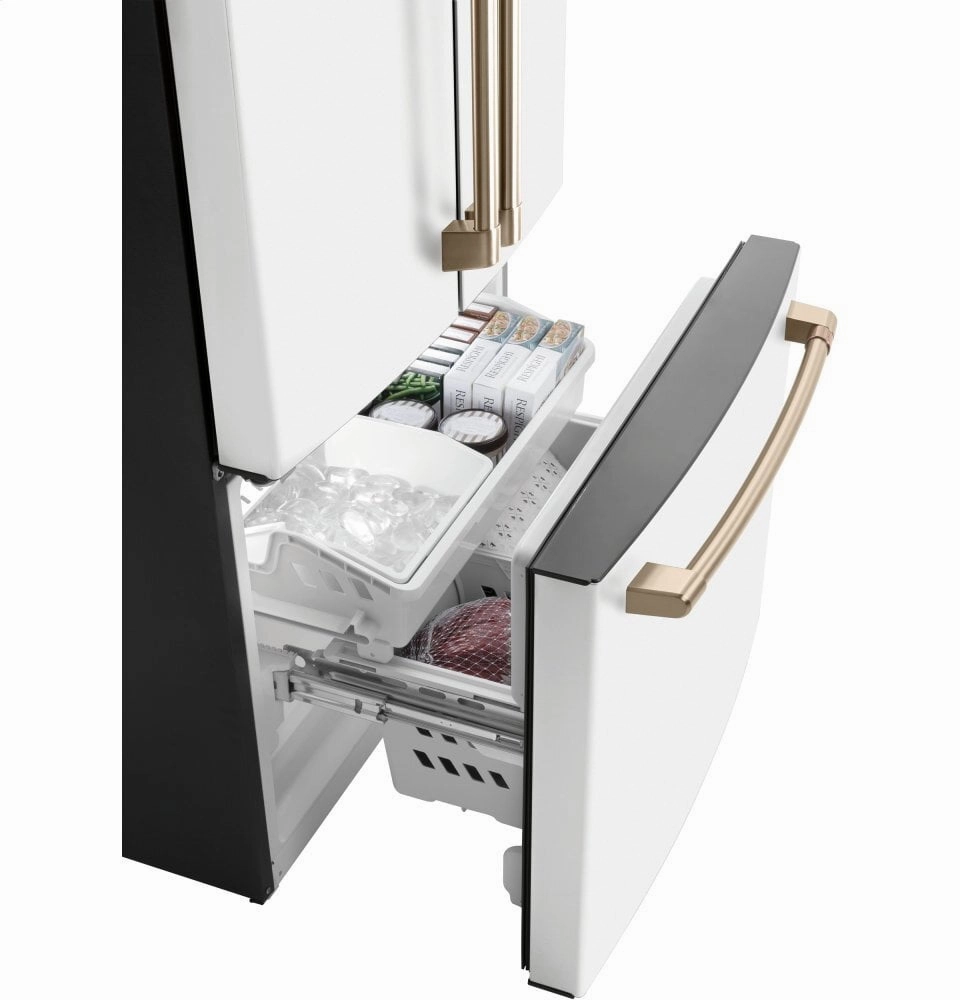 Cafe CWE19SP4NW2 Caf Energy Star? 18.6 Cu. Ft. Counter-Depth French-Door Refrigerator