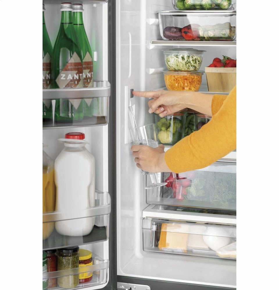 Cafe CWE19SP4NW2 Caf Energy Star? 18.6 Cu. Ft. Counter-Depth French-Door Refrigerator
