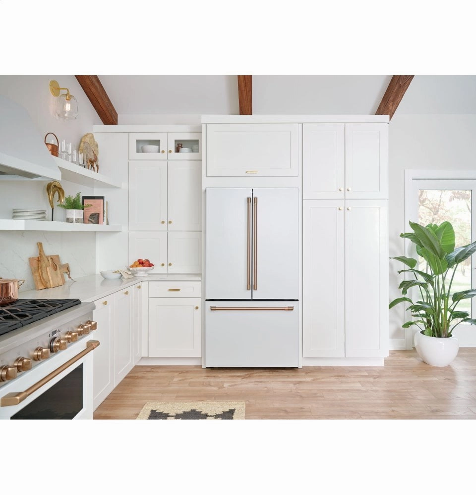 Cafe CWE23SP4MW2 Caf Energy Star? 23.1 Cu. Ft. Smart Counter-Depth French-Door Refrigerator