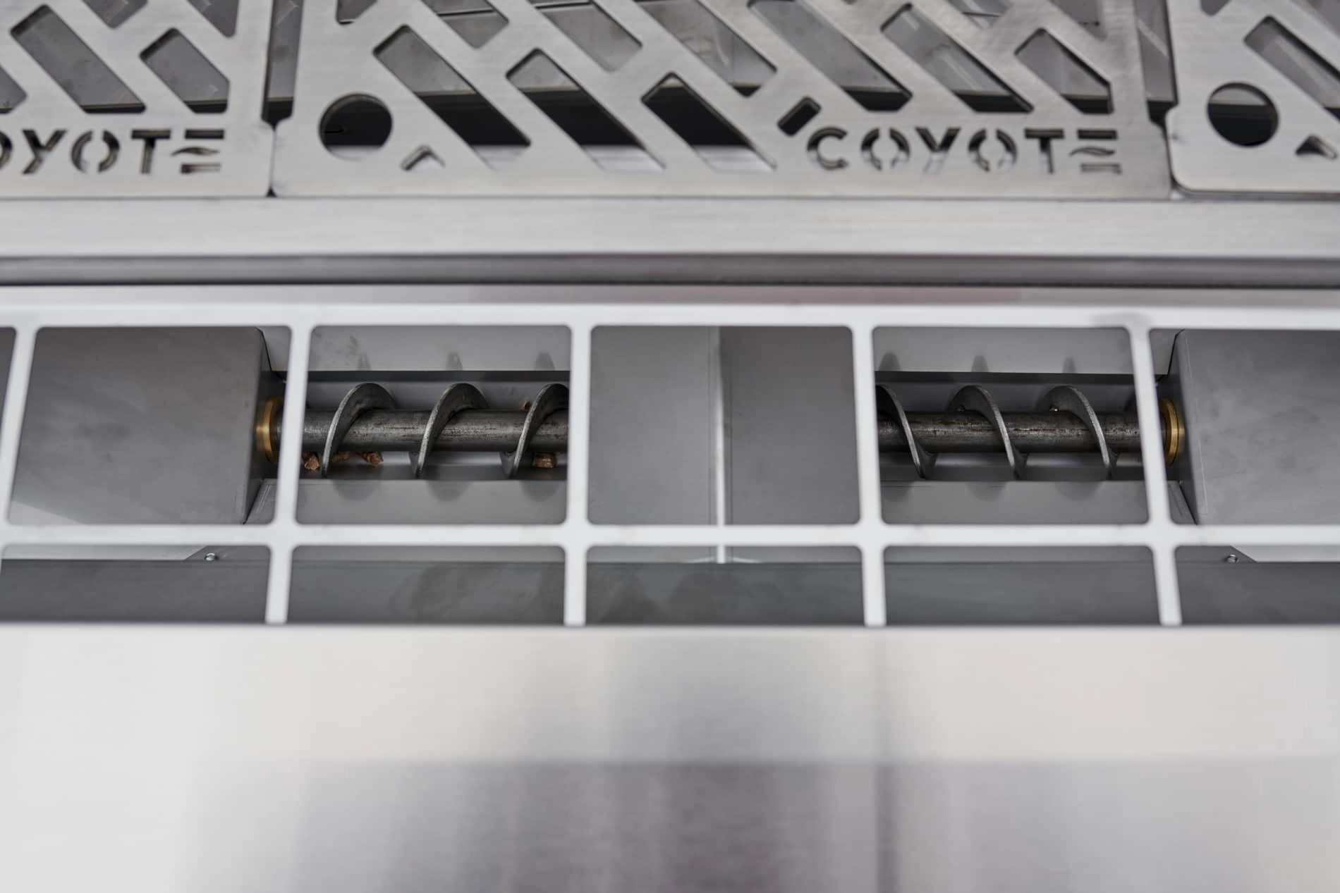 Coyote C1P28 28" Pellet Grill