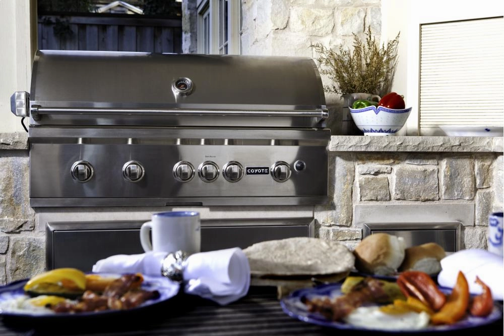 Coyote C2SL42NG 42" S-Series Grill