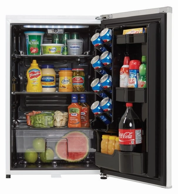 Danby DAR044A6PDB Danby 4.4 Cu.Ft. Contemporary Classic Compact Refrigerator