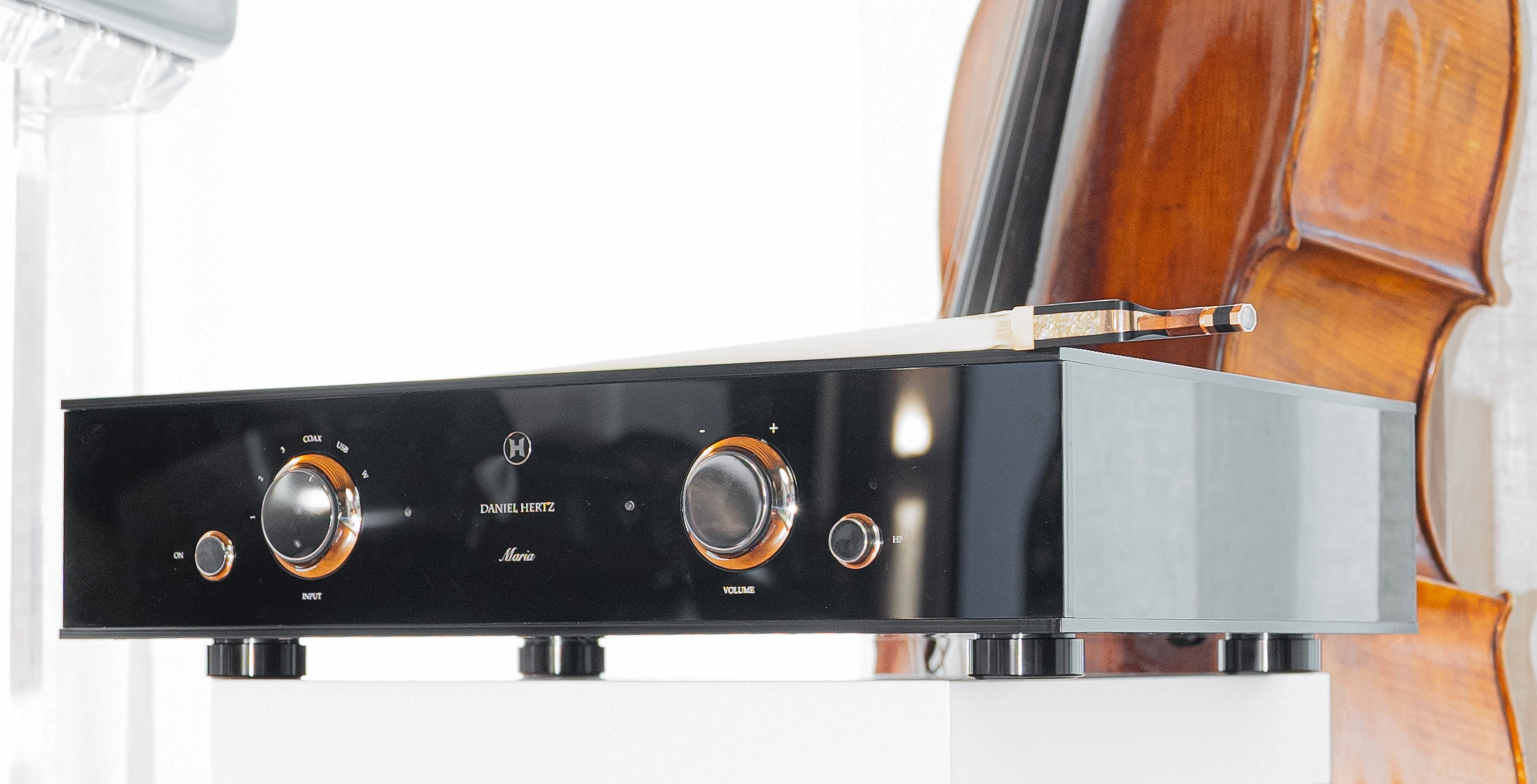 Daniel Hertz Amber Midnight Speakers