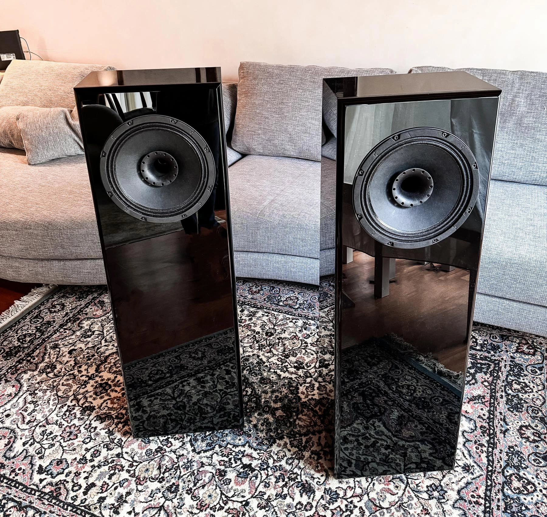 Daniel Hertz Amber Midnight Speakers