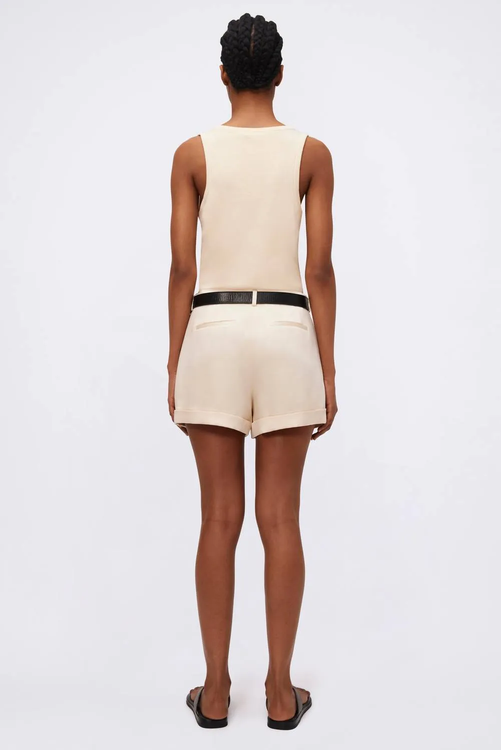 Devan Pleated Shorts In Ecru