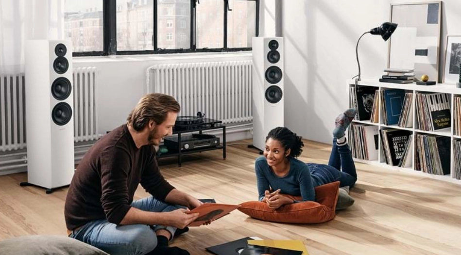Dynaudio Emit 50 Floorstanding Loudspeakers