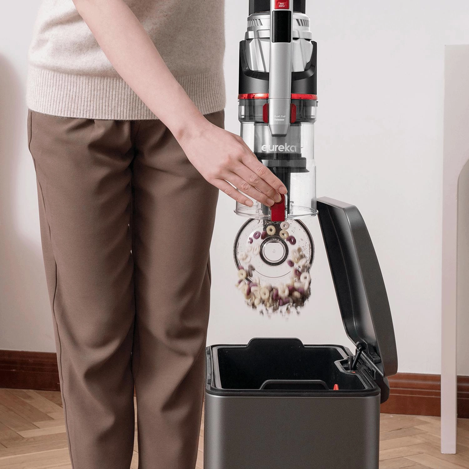 Eureka Altitude Pro Cordless Vacuum Cleaner NEC580C