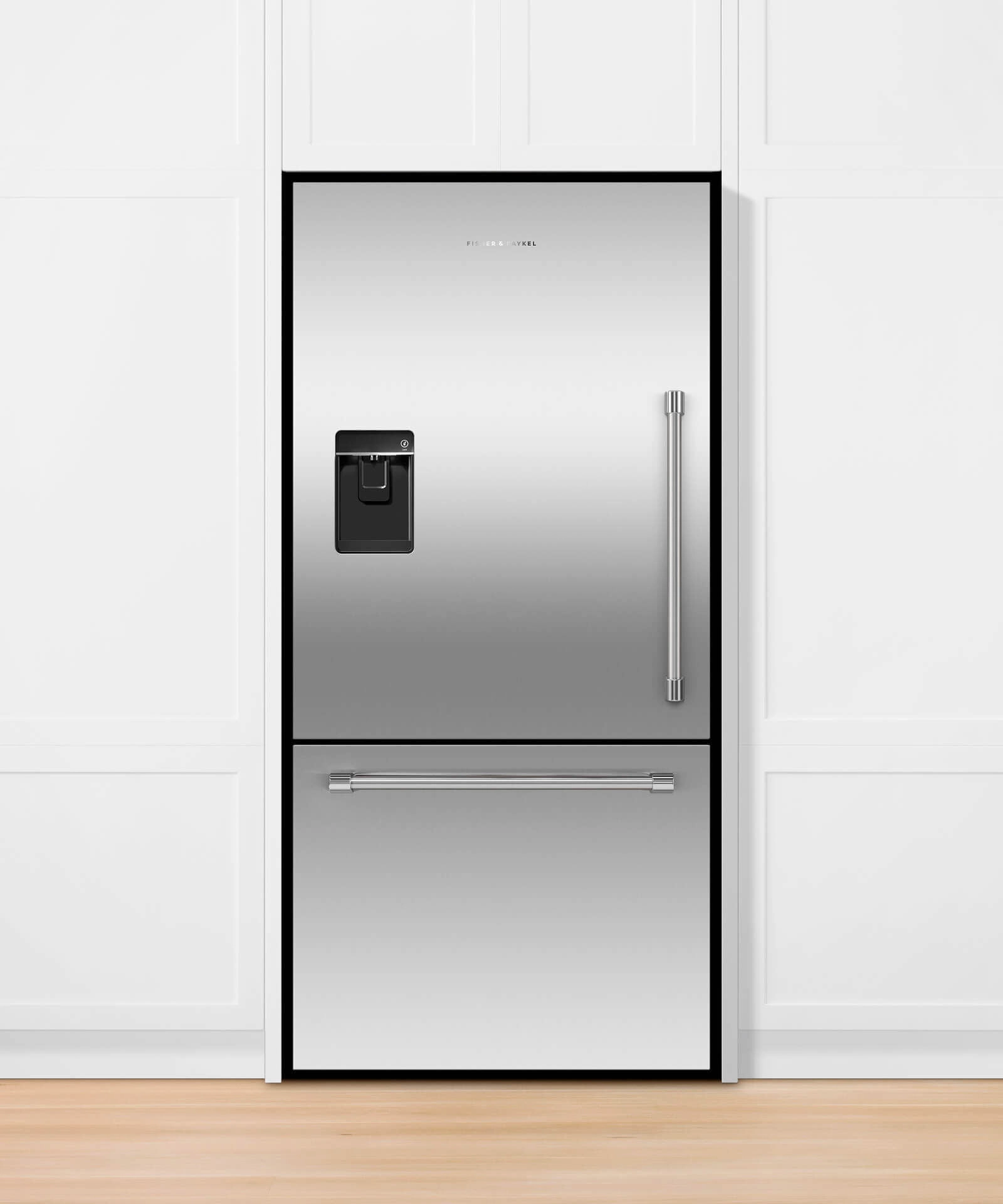 Fisher & Paykel RF170WLKUX6 Freestanding Refrigerator Freezer, 32", 17.5 Cu Ft, Ice & Water