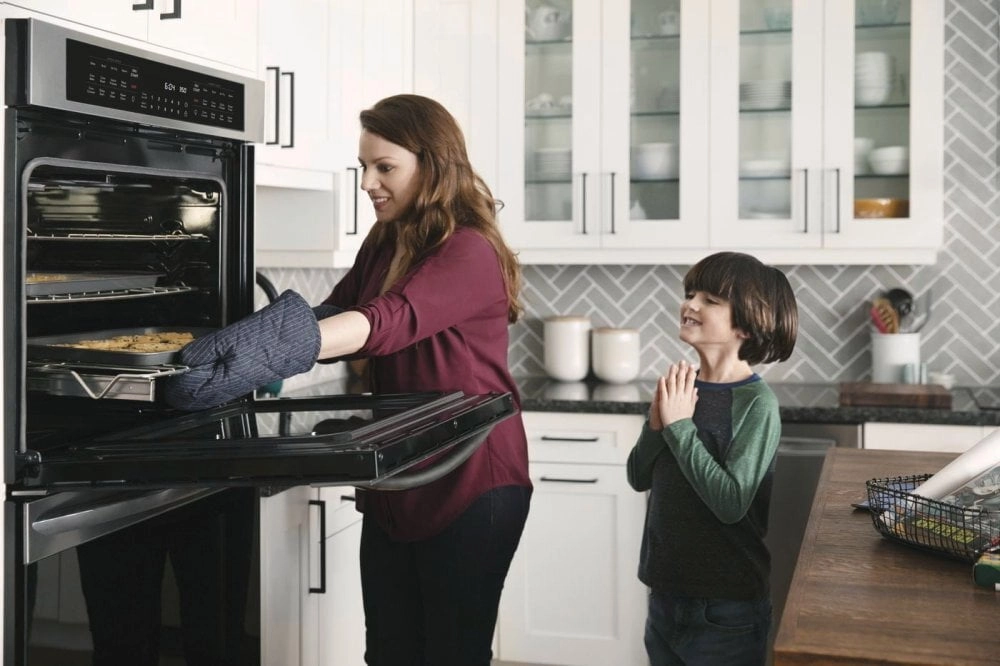 Frigidaire FGET3069UF Frigidaire Gallery 30'' Double Electric Wall Oven With Air Fry
