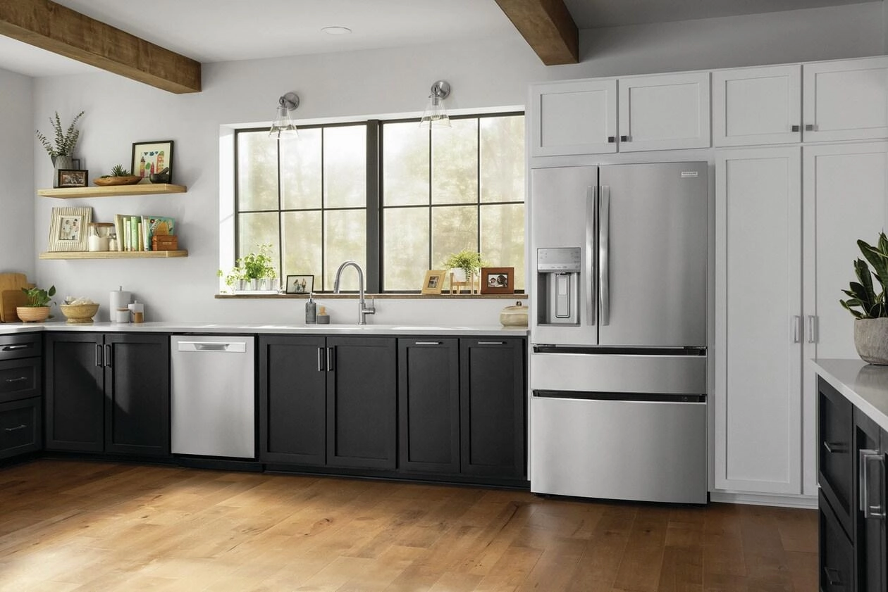 Frigidaire GRMS2773AF Frigidaire Gallery 26.3 Cu. Ft. Standard-Depth 4-Door French Door Refrigerator