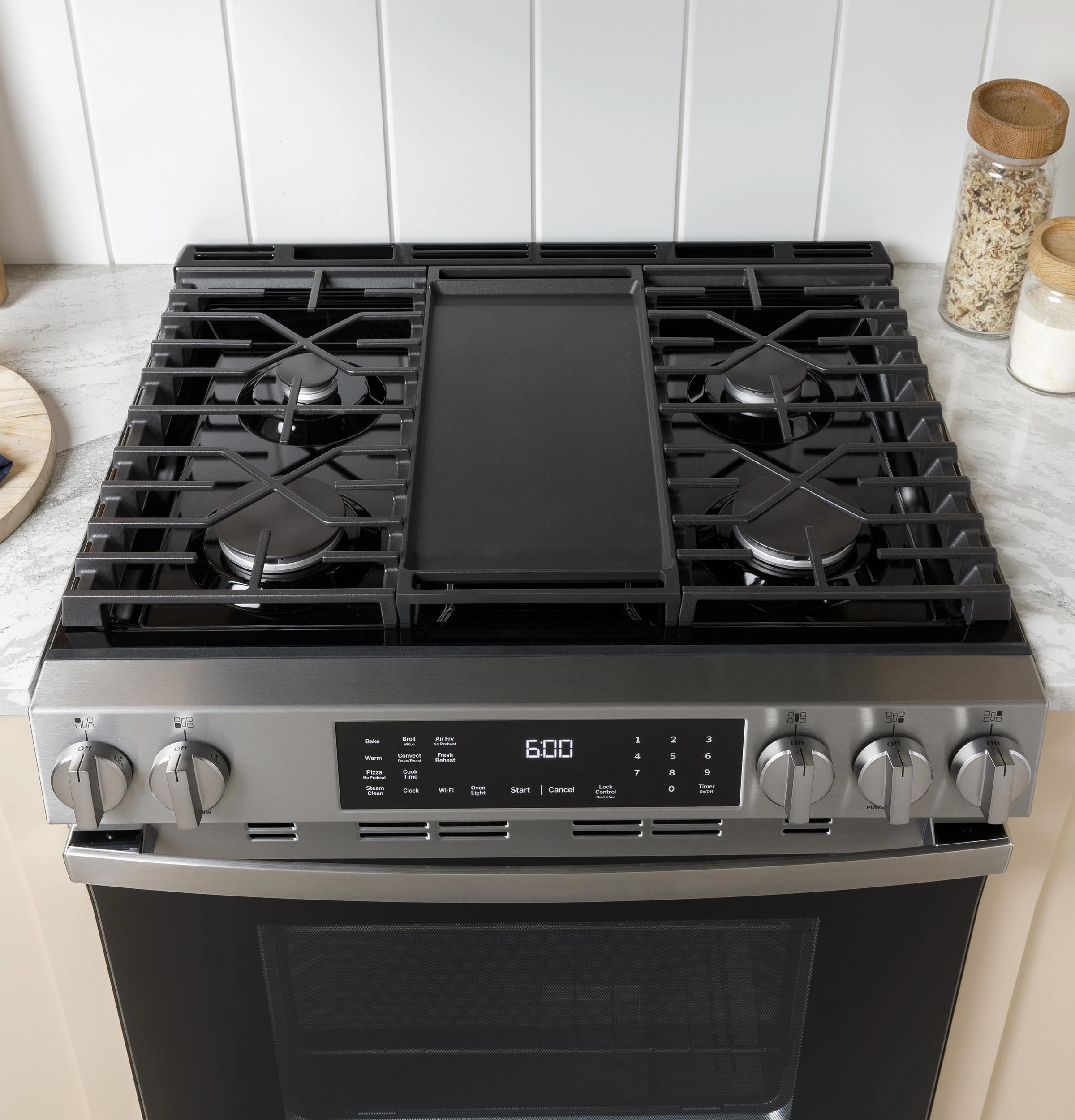 Ge Appliances GGF500PVSS Ge? 30" Free-Standing Gas Range With Crisp Mode