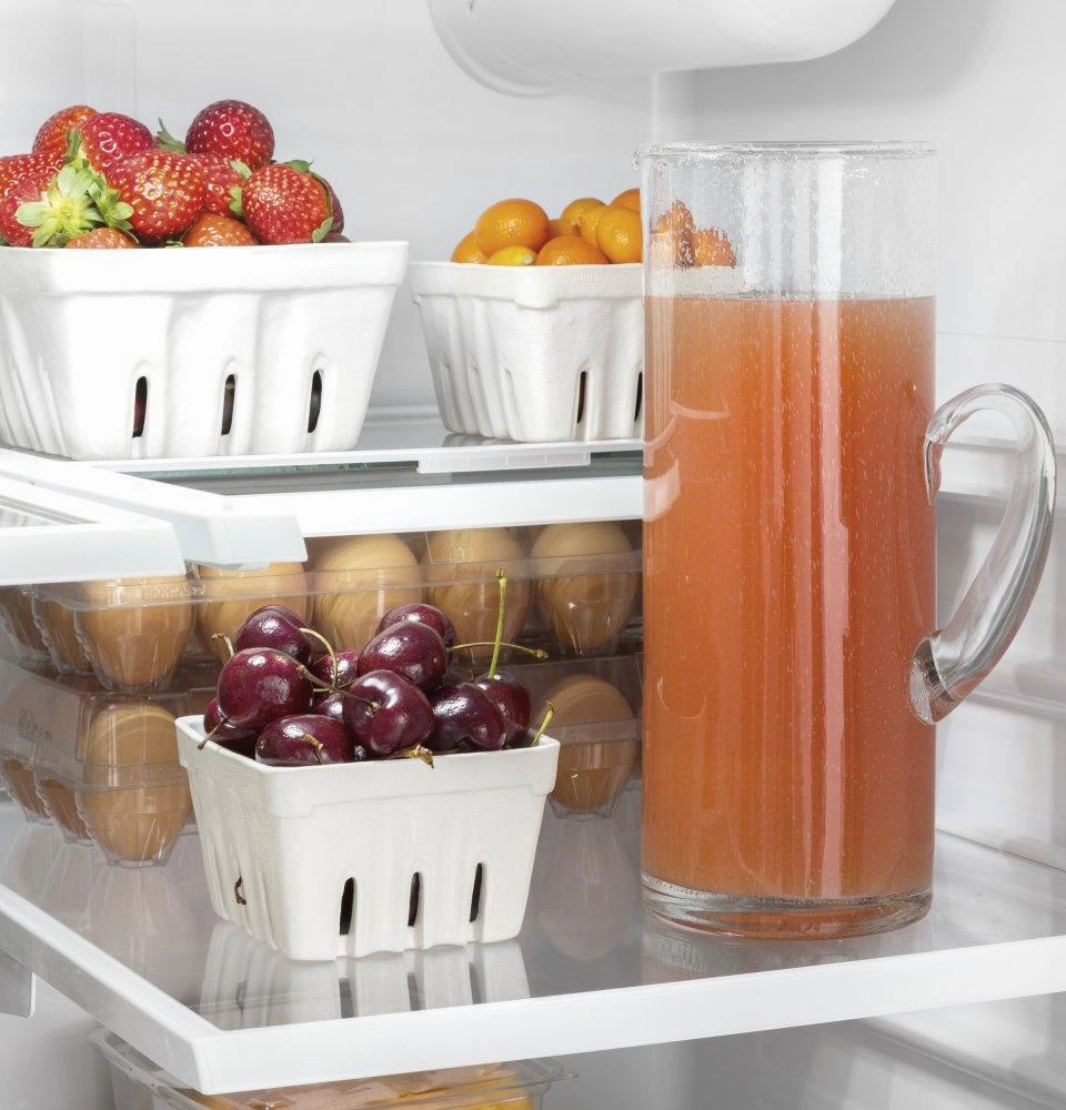 Ge Appliances GNE27JYMFS Ge? Energy Star? 27.0 Cu. Ft. Fingerprint Resistant French-Door Refrigerator