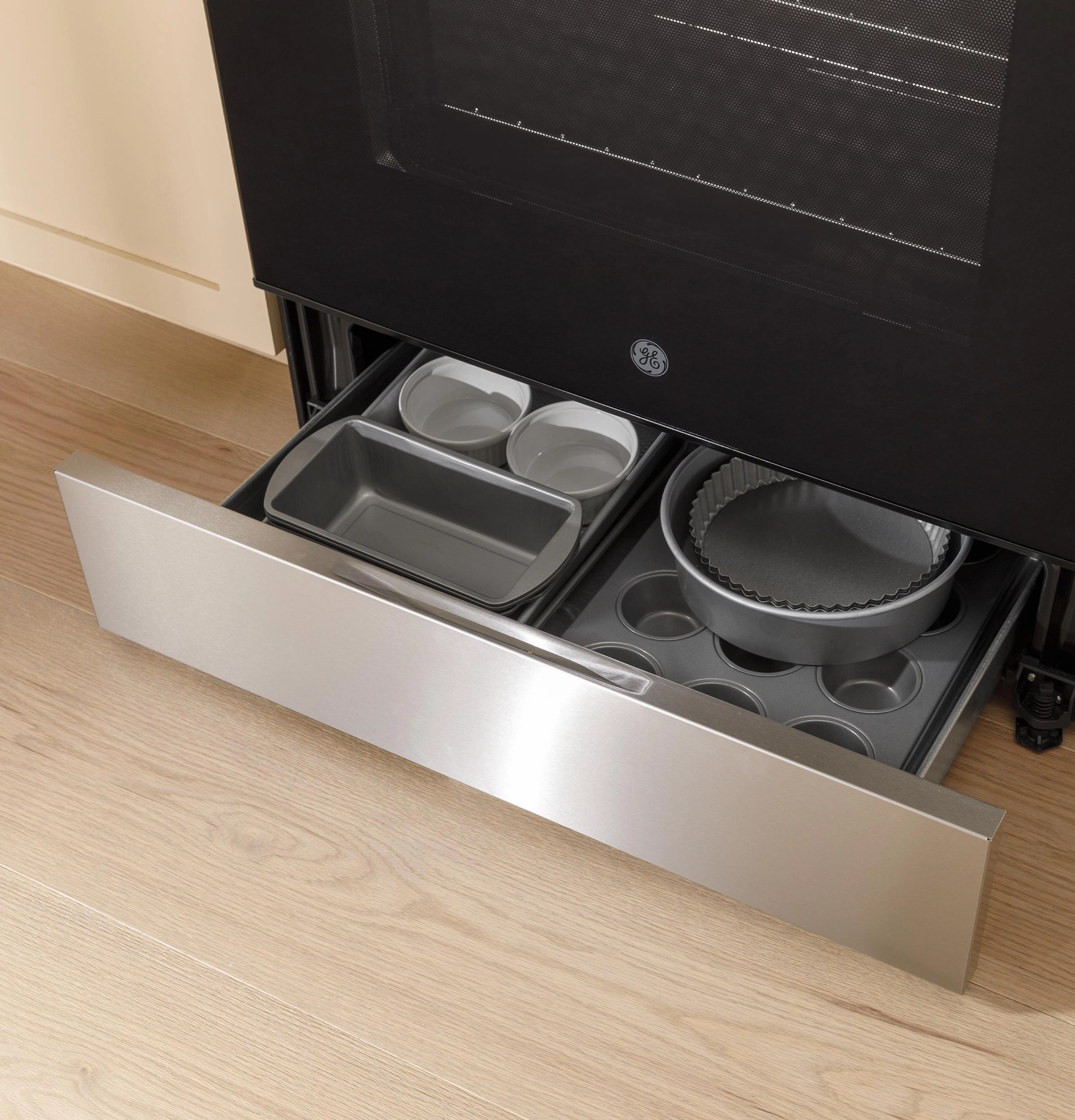 Ge Appliances GRS600AVFS Ge? 30" Slide-In Electric Convection Range With No Preheat Air Fry And Easywash&#8482; Oven Tray