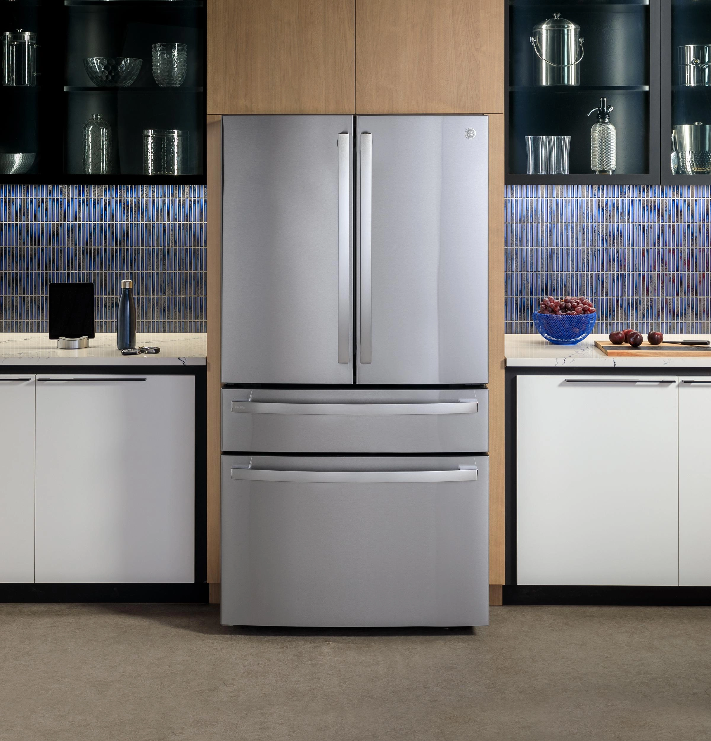 Ge Appliances PGE29BYTFS Ge Profile&#8482; Series Energy Star? 28.7 Cu. Ft. Smart Fingerprint Resistant 4-Door French-Door Refrigerator With Dual-Dispense Autofill Pitcher