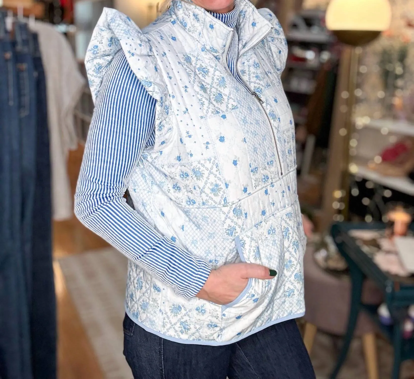 Half Zip Jacket In White/ Blue