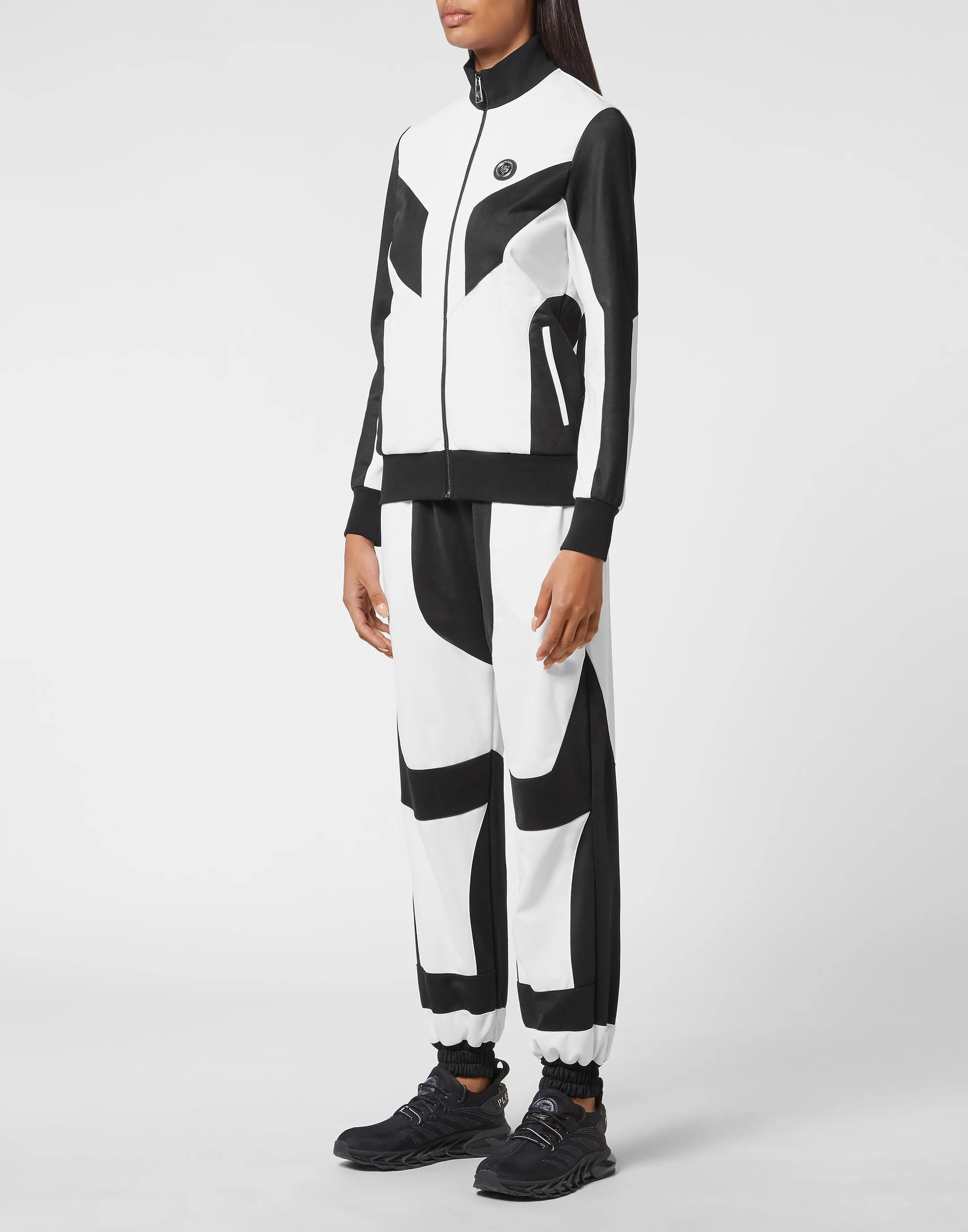 Jogging Set: Zip-up Jacket   pants Statement
