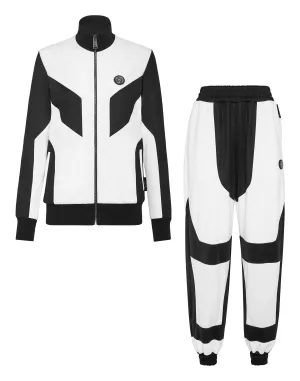 Jogging Set: Zip-up Jacket   pants Statement