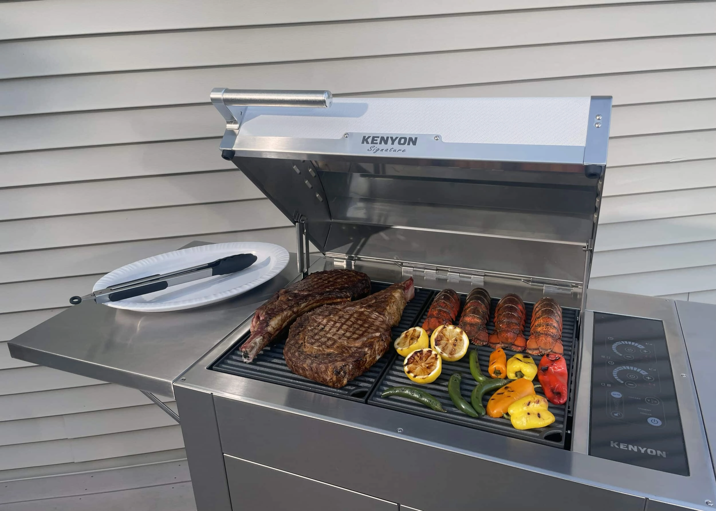 Kenyon C70429WCF Signature Grill   Stand
