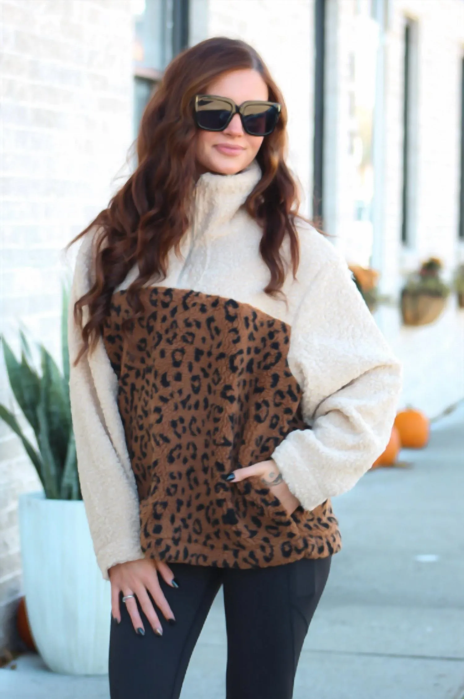 Leopard Sherpa Pullover In Cream Brown