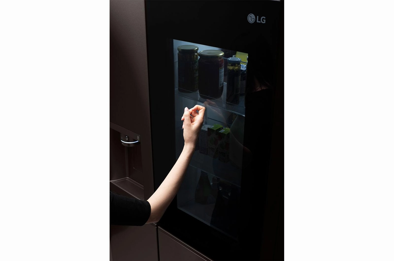 Lg LRSOC2306D 23 Cu. Ft. Side-By-Side Counter-Depth Instaview? Refrigerator With Craft Ice&#8482;