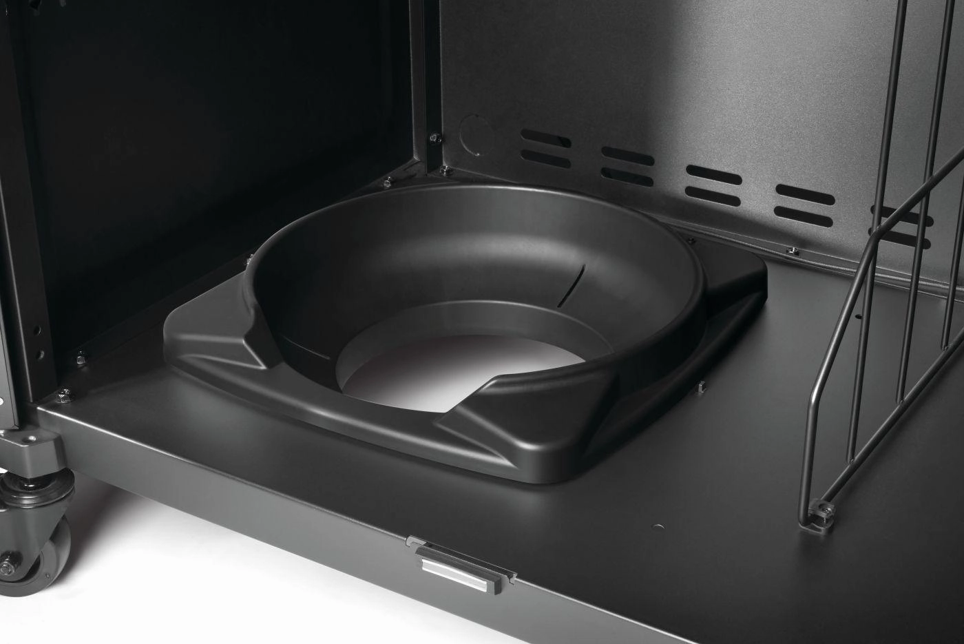 Napoleon Bbq P500VXRSIBPKPHM Phantom Prestige 500 Connected Rsib With Infrared Side And Rear Burner , Propane, Matte/Matt Black