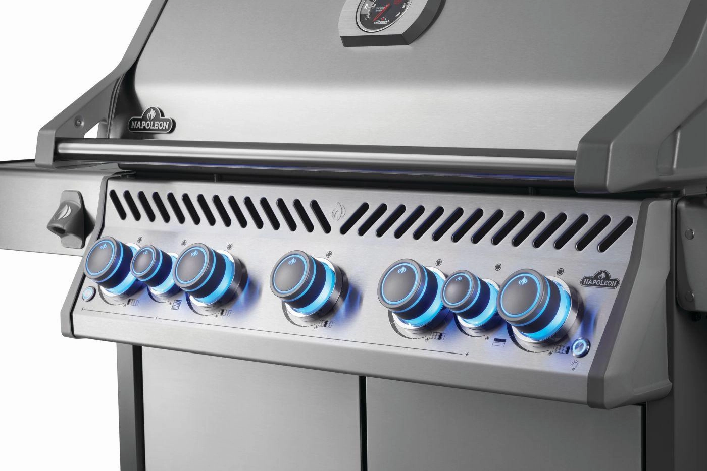 Napoleon Bbq RPS625RSIBPSS2 Rogue Pro-S 625 Rsib With Infrared Side And Rear Burner , Propane, Stainless Steel