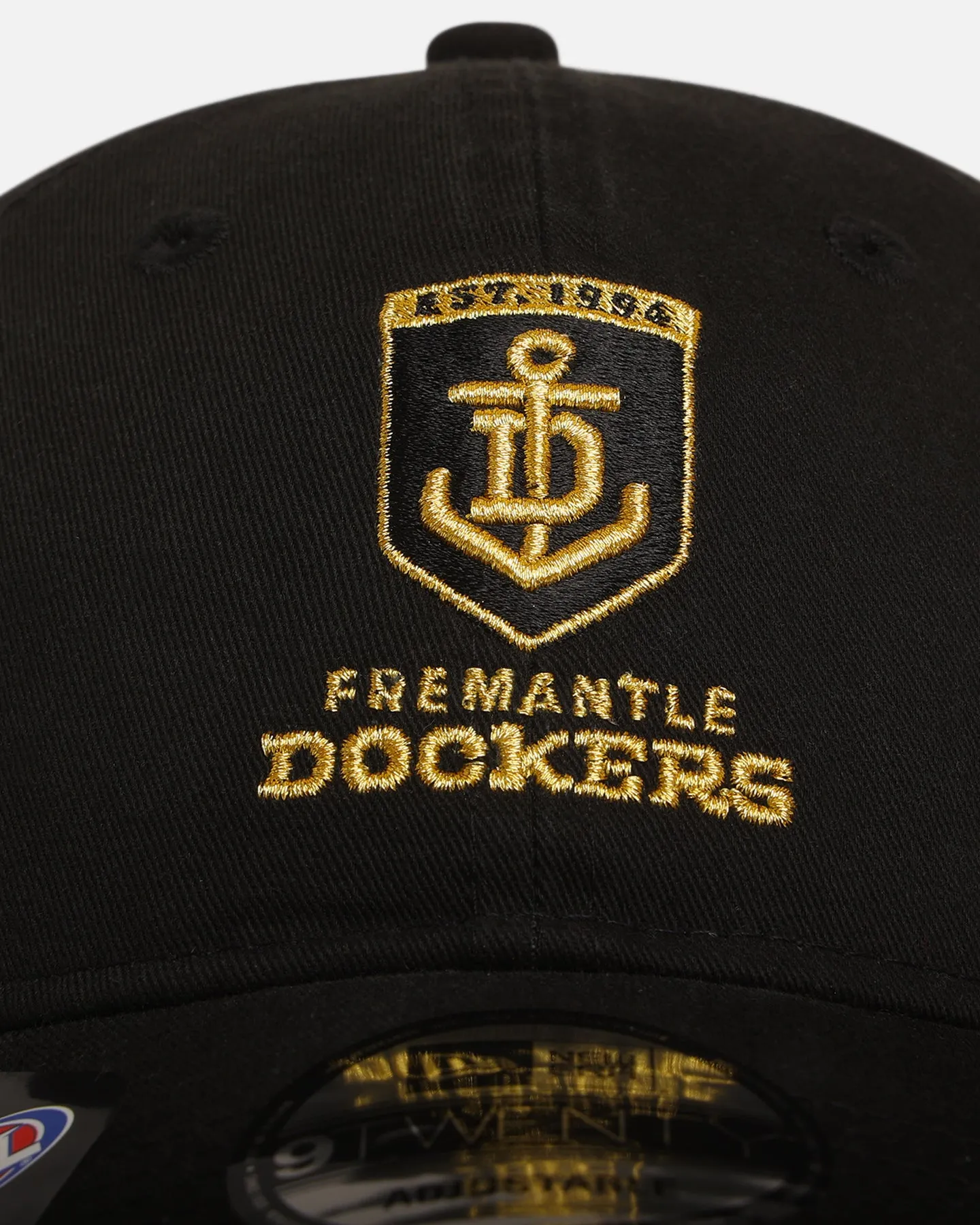 New Era Fremantle Dockers 'AFL Black & Gold' 9TWENTY Strapback Black/Gold