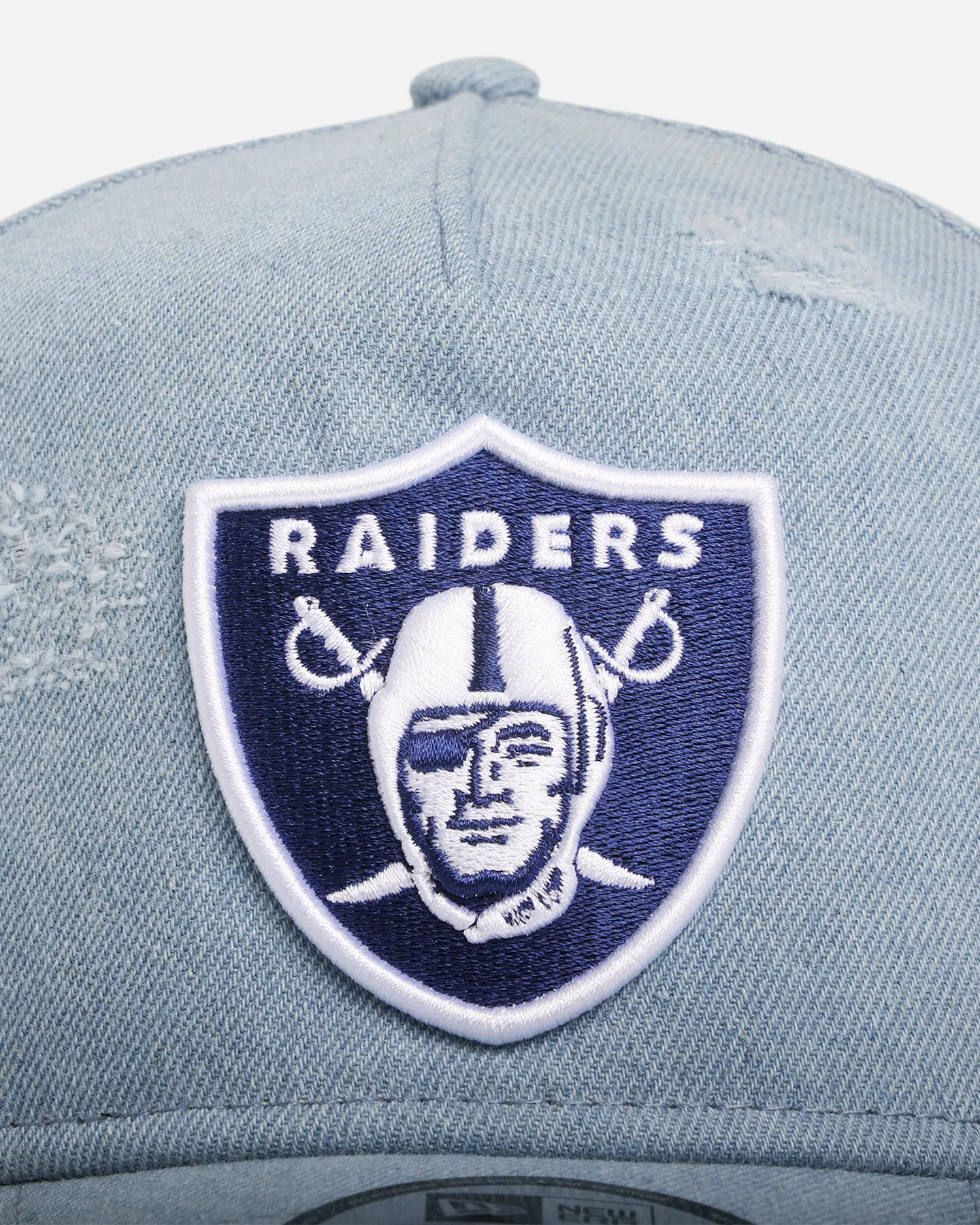New Era Oakland Raiders 'Distressed Denim' 9FORTY A-Frame Snapback Light Wash Denim