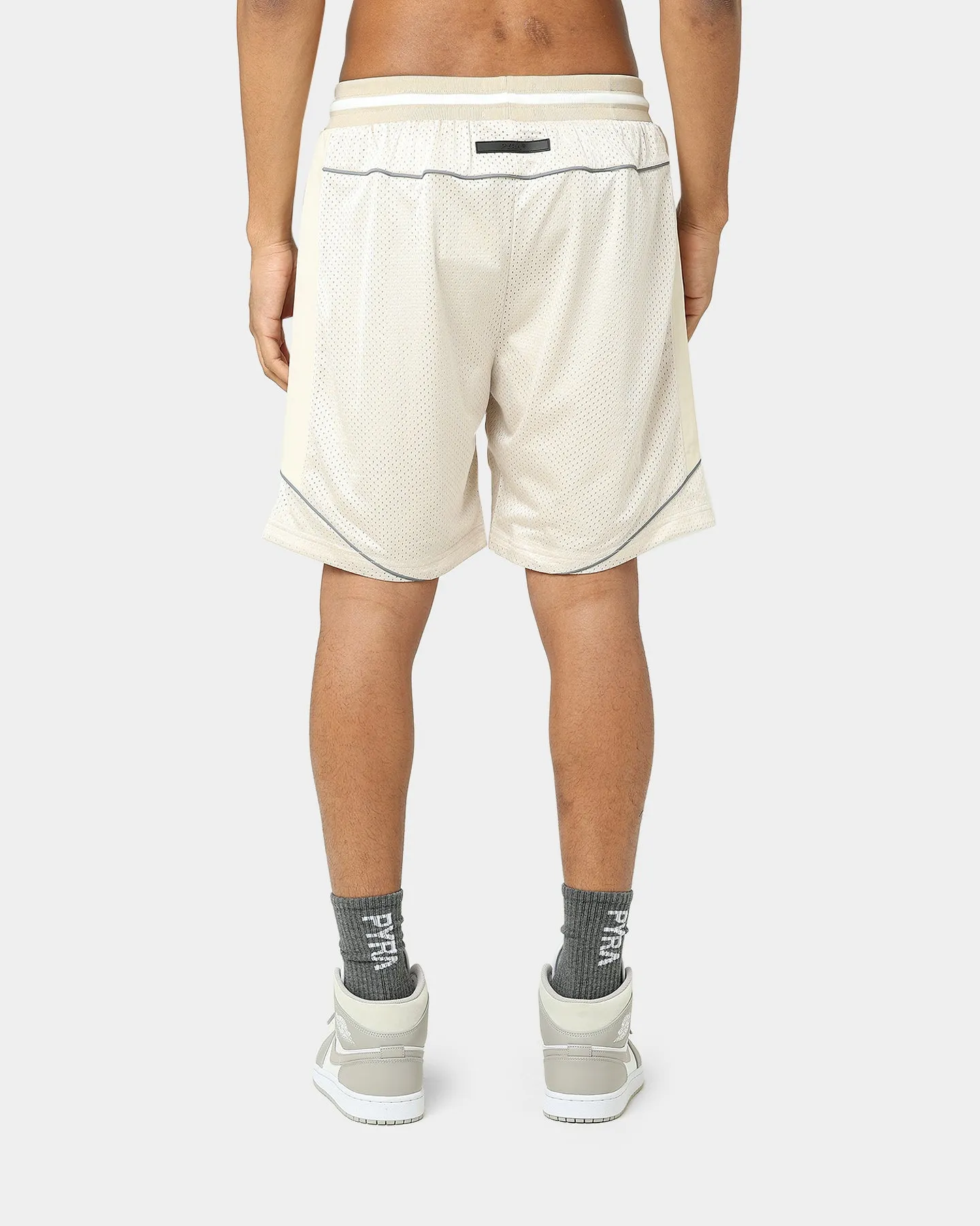 Pyra Nero Mesh Shorts Chateau Grey