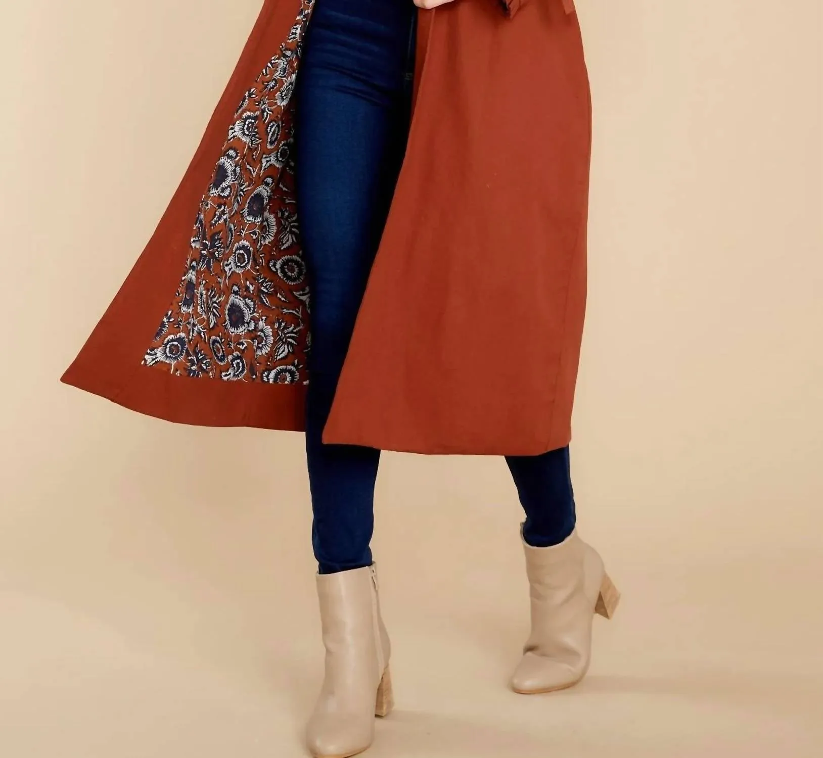 Rally Trench Coat In Sienna