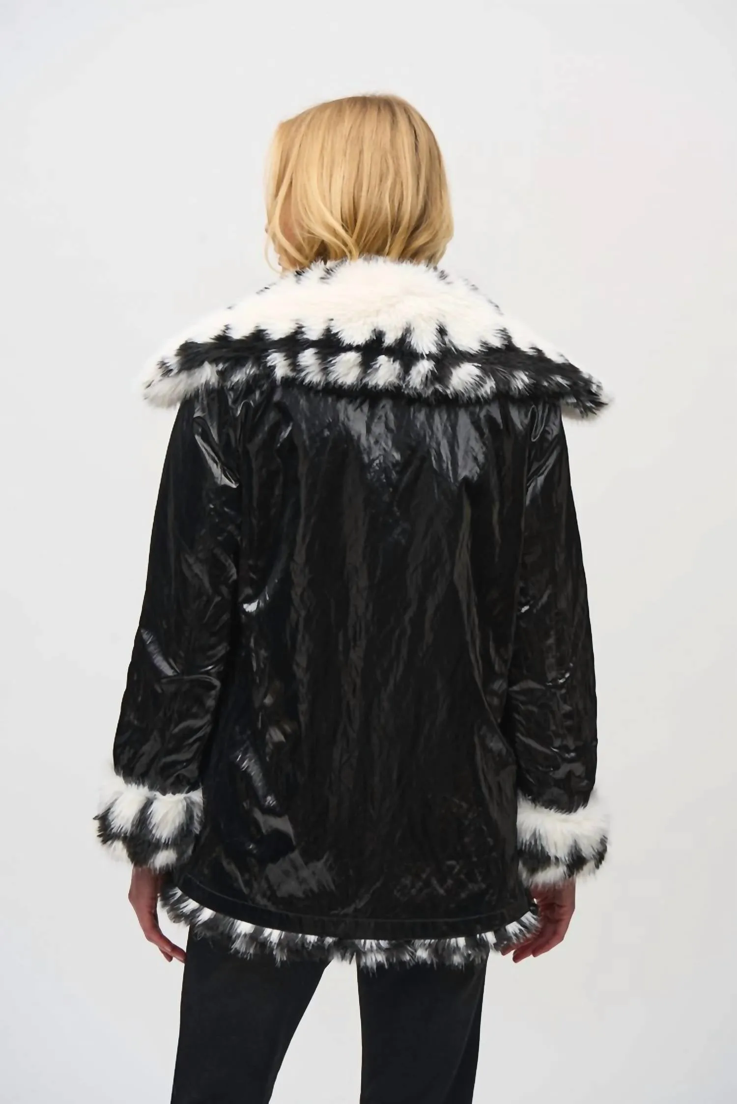 Reversible Faux Fur Coat In Vanilla/black