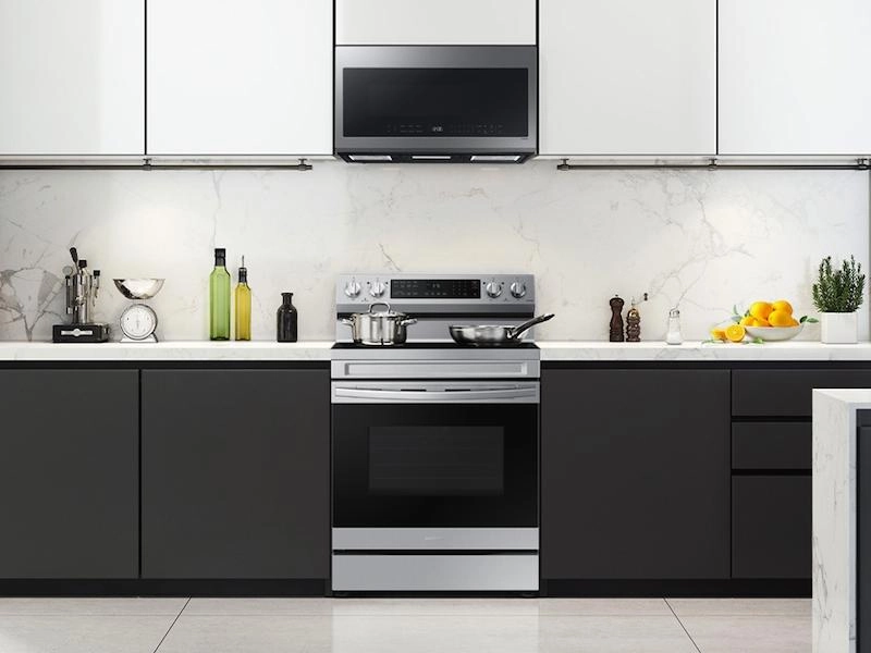 Samsung NE63D6511SR 6.3 Cu. Ft. Smart Freestanding Energy Star? Certified Electric Range With Air Fry In Stainless Steel
