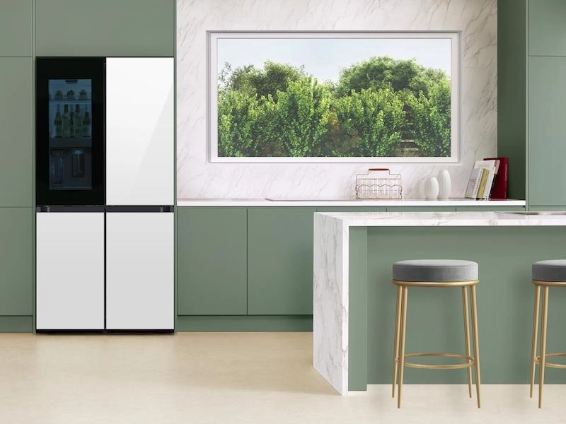 Samsung RF29DB970012 Bespoke 4-Door Flex&#8482; Refrigerator (29 Cu. Ft.) With Beverage Zone&#8482; And Auto Open Door In White Glass