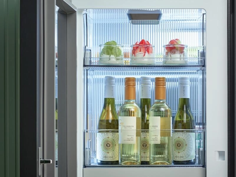 Samsung RF29DB970012 Bespoke 4-Door Flex&#8482; Refrigerator (29 Cu. Ft.) With Beverage Zone&#8482; And Auto Open Door In White Glass