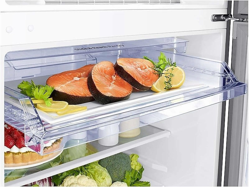 Samsung RT21M6215SR 21 Cu. Ft. Top Freezer Refrigerator With Flexzone&#8482; And Ice Maker In Stainless Steel