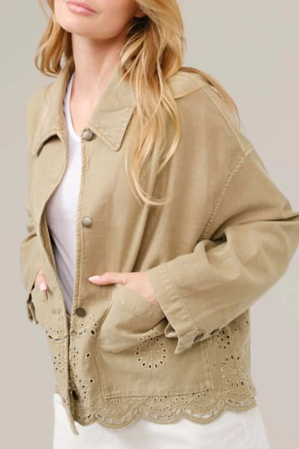 Scalloped Hem Denim Jacket In Olive