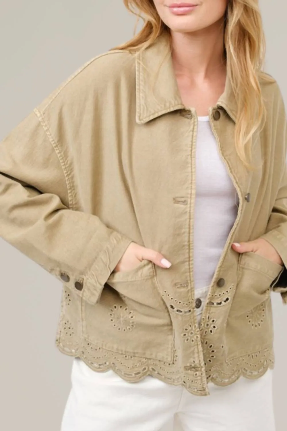Scalloped Hem Denim Jacket In Olive