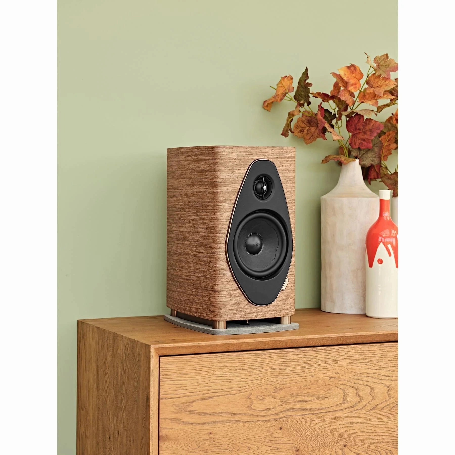 Sonus Faber Sonetto II G2 Bookshelf Speakers - PAIR