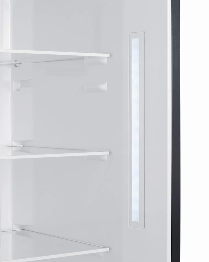 Summit CTR152BLHD 28" Wide Top-Mount Refrigerator-Freezer