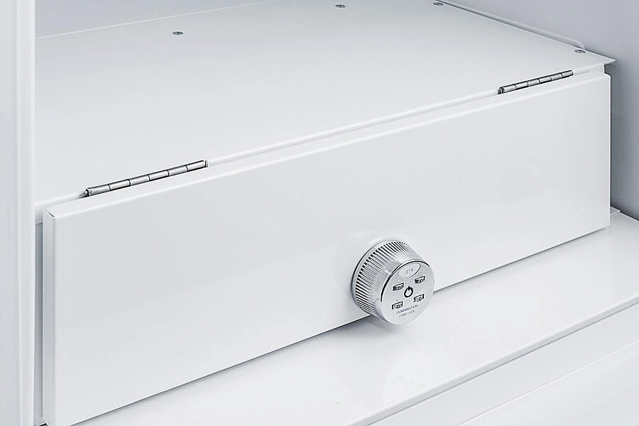 Summit FF7LWBIADA Ada Compliant Built-In Undercounter All-Refrigerator For General Purpose Or Commercial Use, With Lock, Auto Defrost Operation And White Exterior