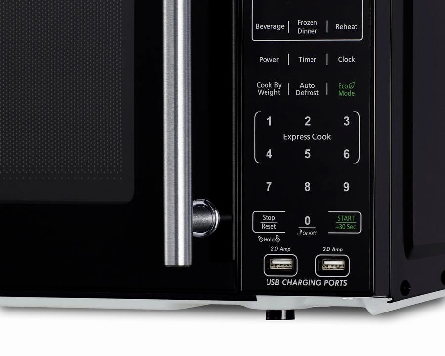 Summit MRF1087BA Microwave/Refrigerator-Freezer Combination With Allocator